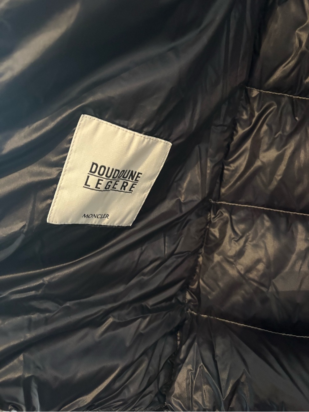 Moncler Serinde Giubbotto Jacket - Picture 6 of 8